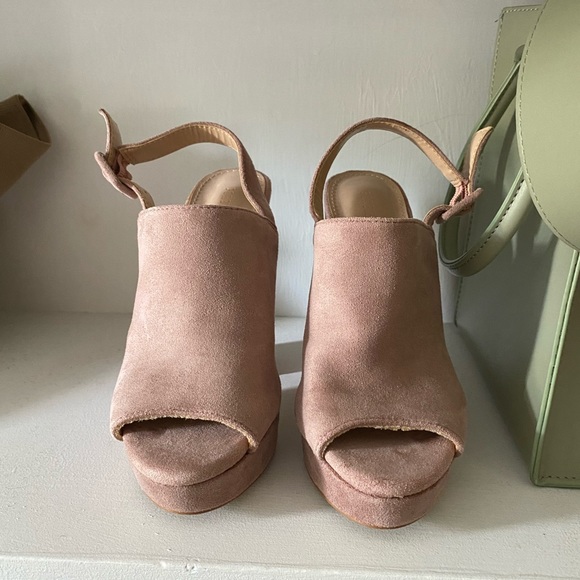 Pink Chunky Platform Heels - Picture 1 of 10